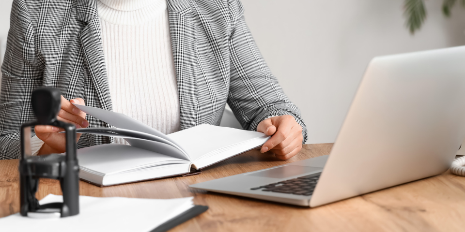 How to Verify a Notarized Document Online in 2024